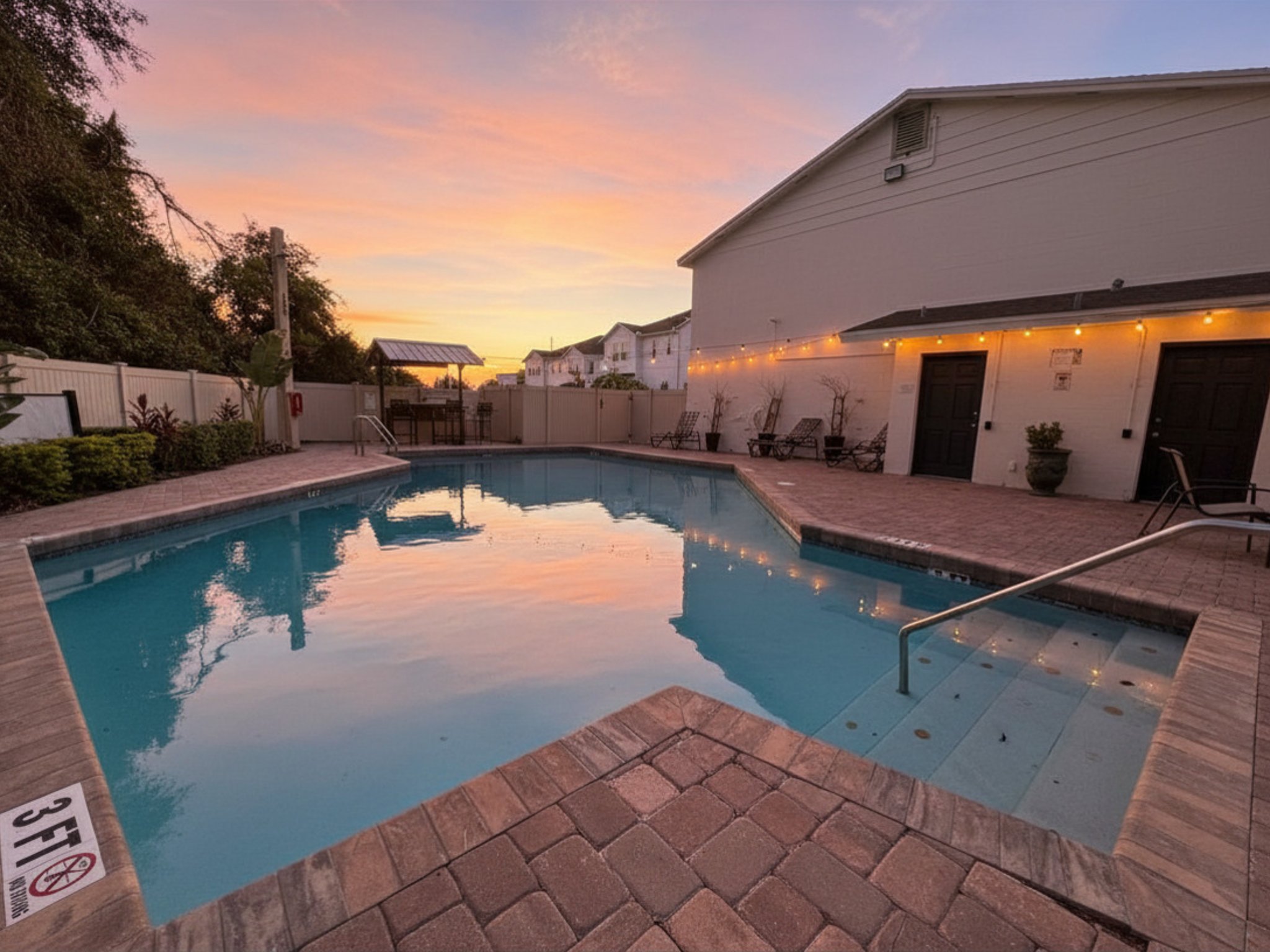 Tampa Apartment: 6237 S Manhattan Ave
