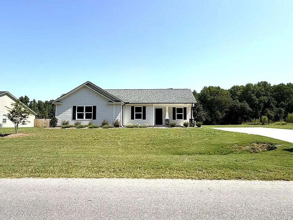Dunn House: 148 Phil Jack Rd