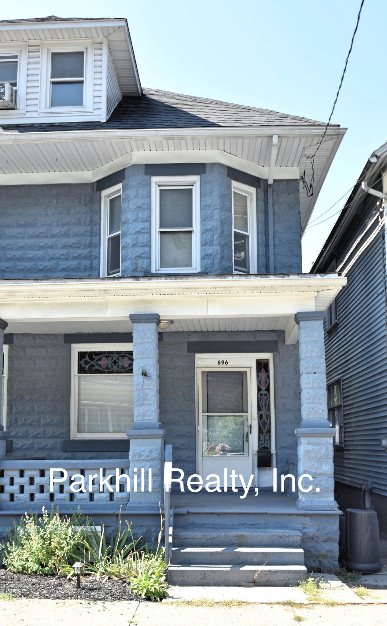 Bangor Townhome: 696 Main Street