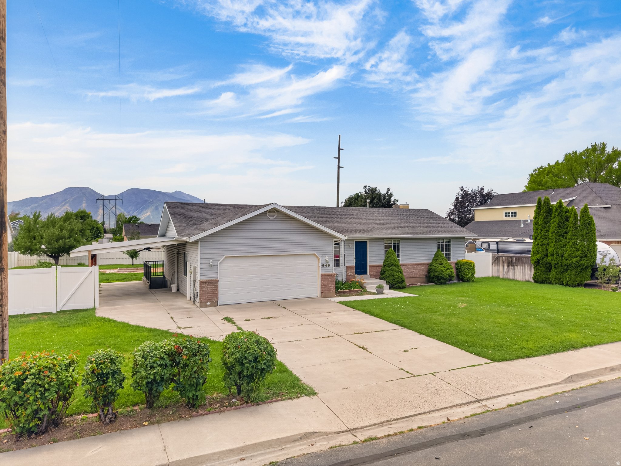 Mapleton Multiplex: 949 W 1800 N