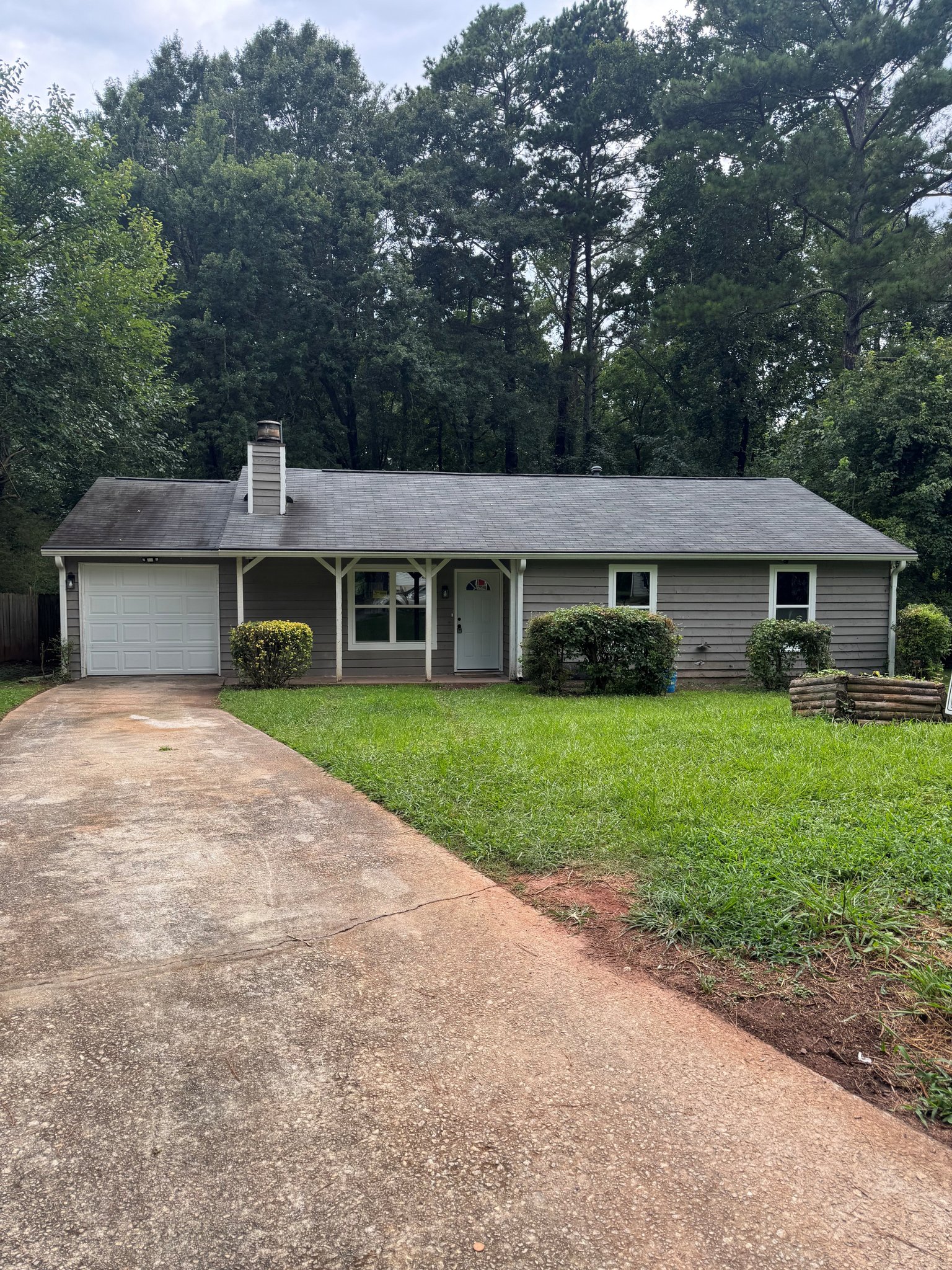 Stone Mountain House: 4909 Bayside Court