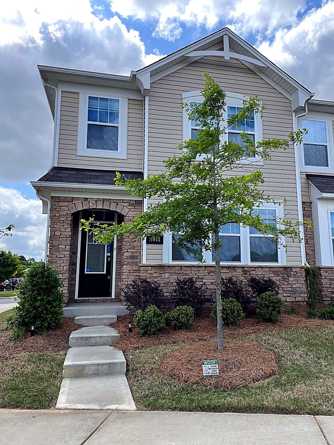 Charlotte Townhome: 11052 Chalkbark Lane