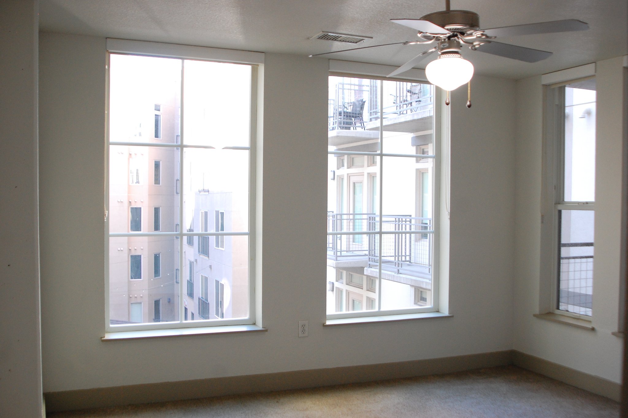 Denver Single Room: 2101 Market Street