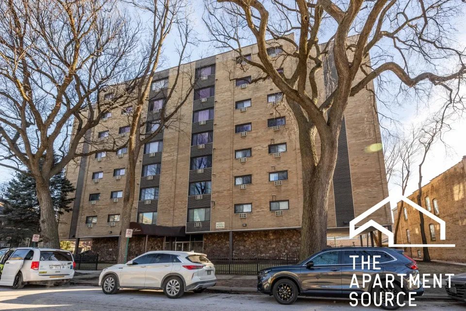 Oak Park Apartment: 110 North Kenilworth Avenue #2A Oak Park, IL 60301