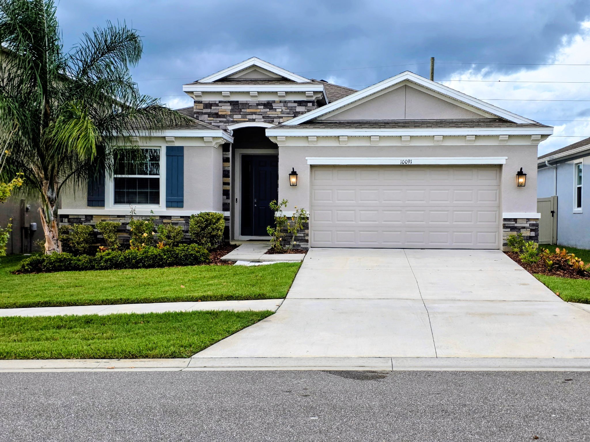 Wesley Chapel House: 10091 Shoreline View Way