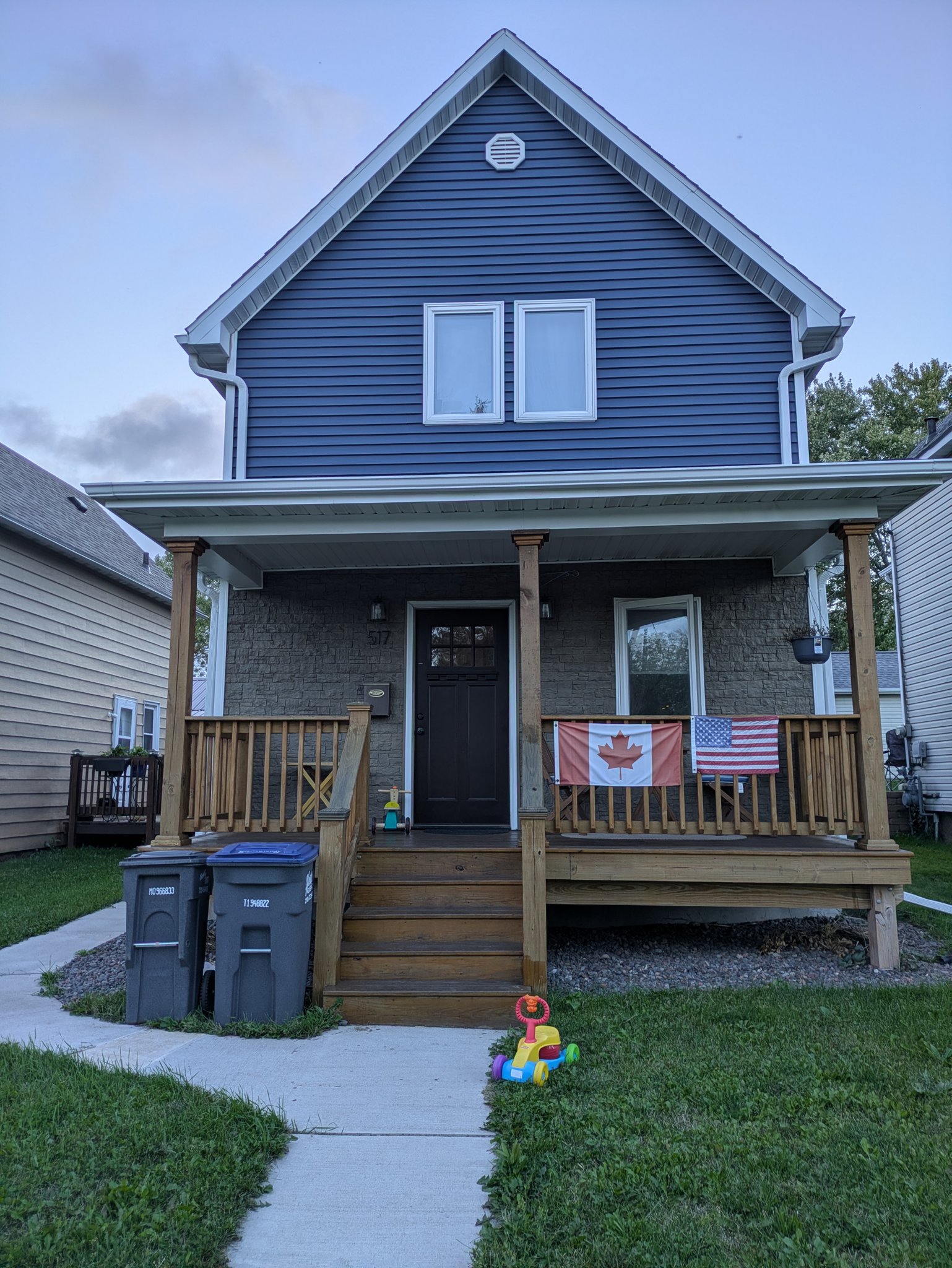 Duluth House: 517 N 61st Ave W