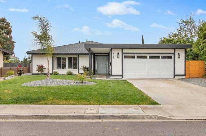 San Diego House: 4311 Janan Way