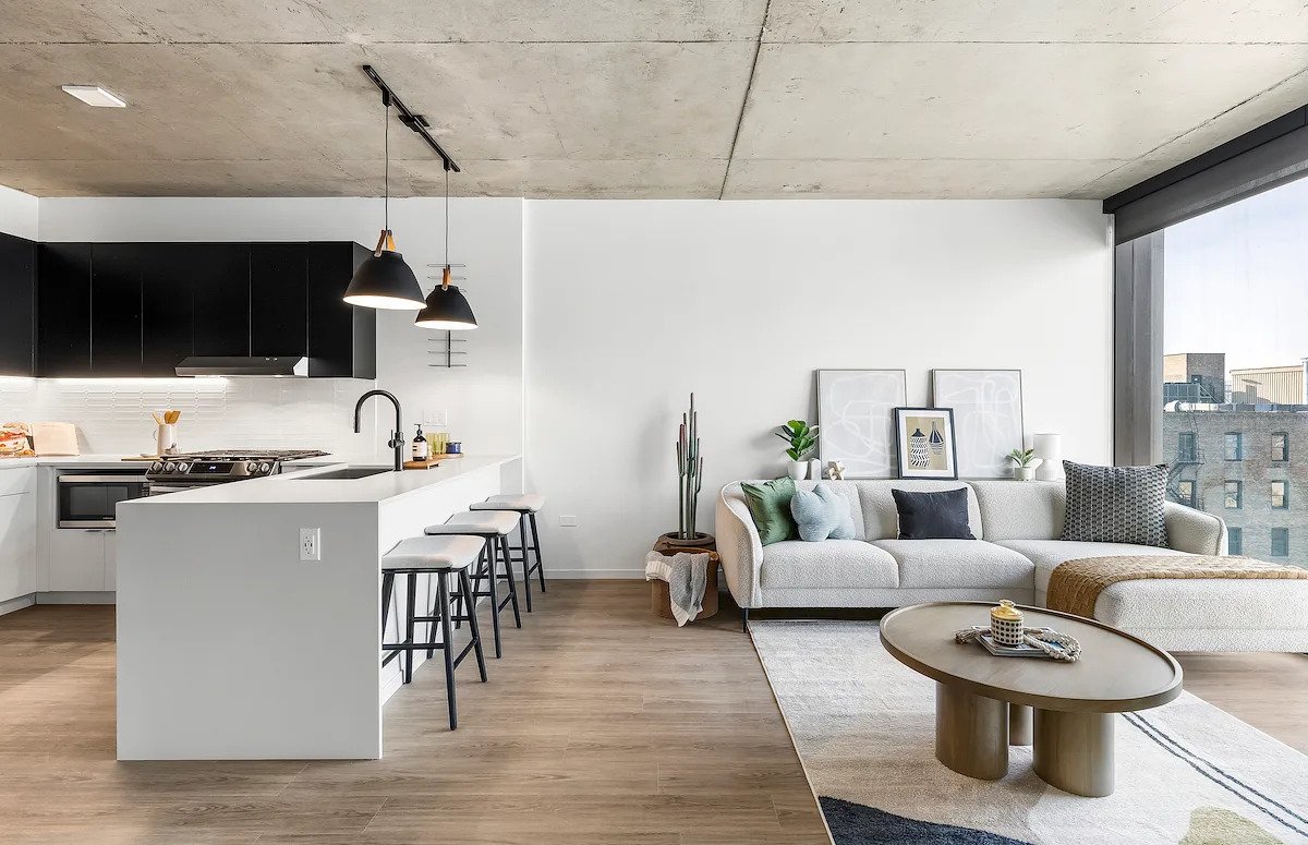Chicago Condo: 230 N Elizabeth St