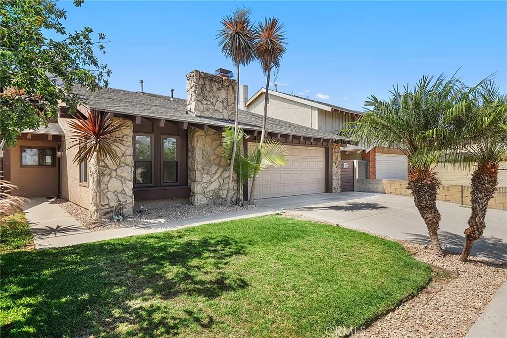 La Palma House: 4672 Elben Ave