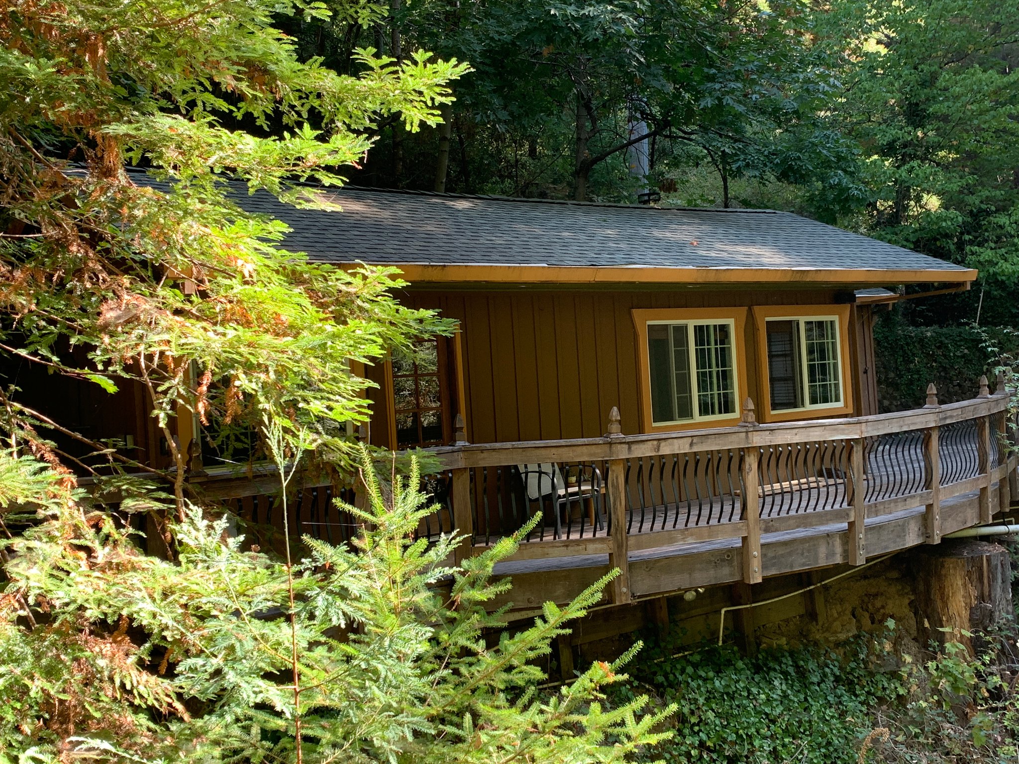 Ben Lomond House: 435 Hubbard Gulch Rd