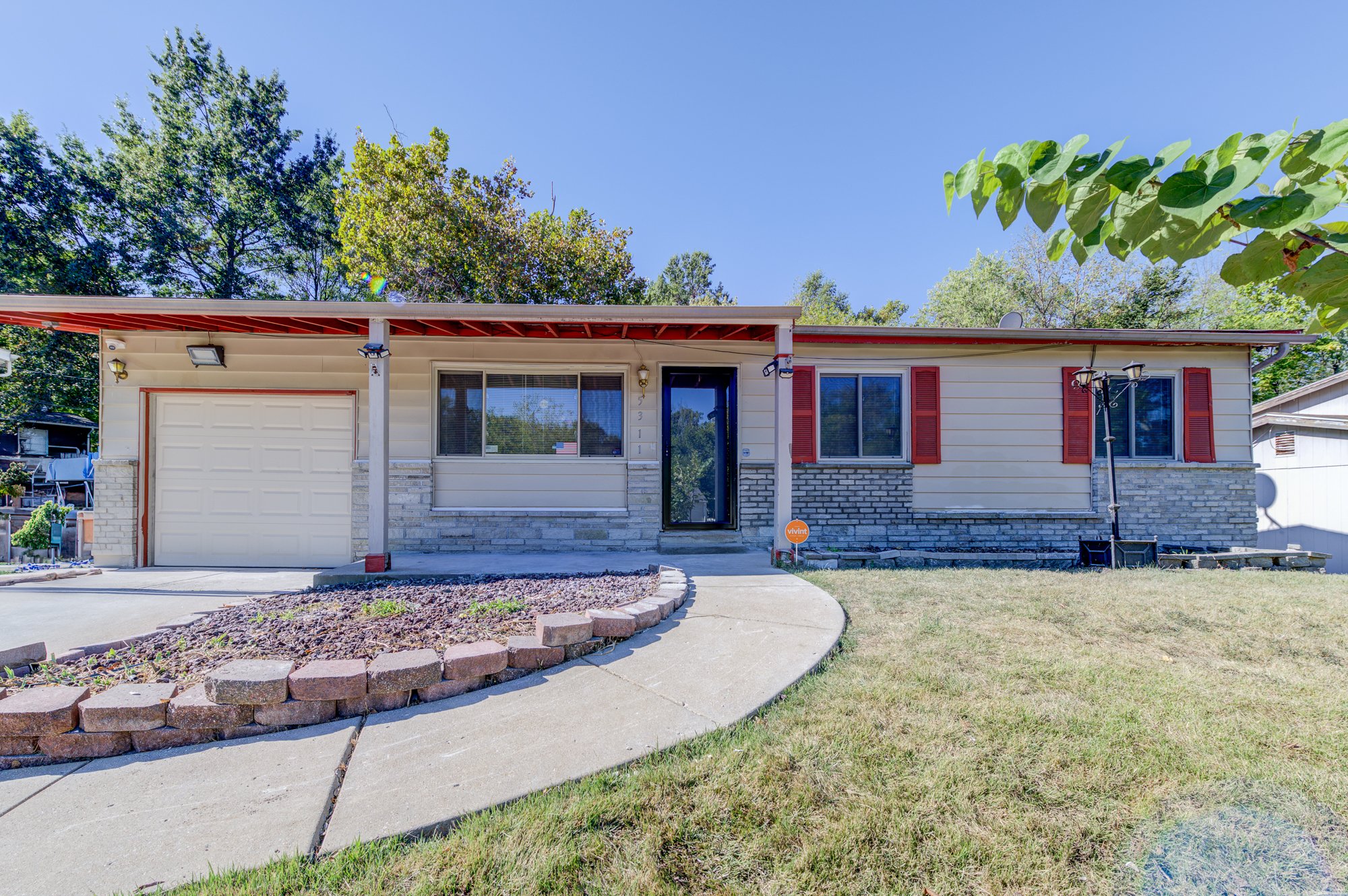 Ferguson House: 5311 Grove Ave