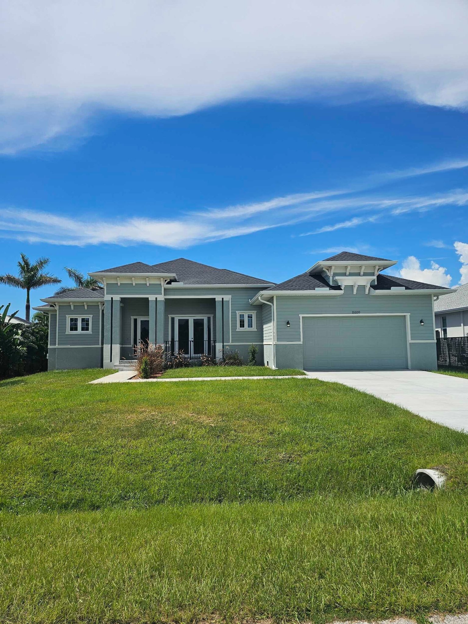 Port Charlotte House: 15100 Chinook Way