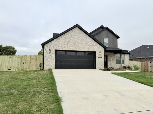 Springdale House: 4750 Cowboy St