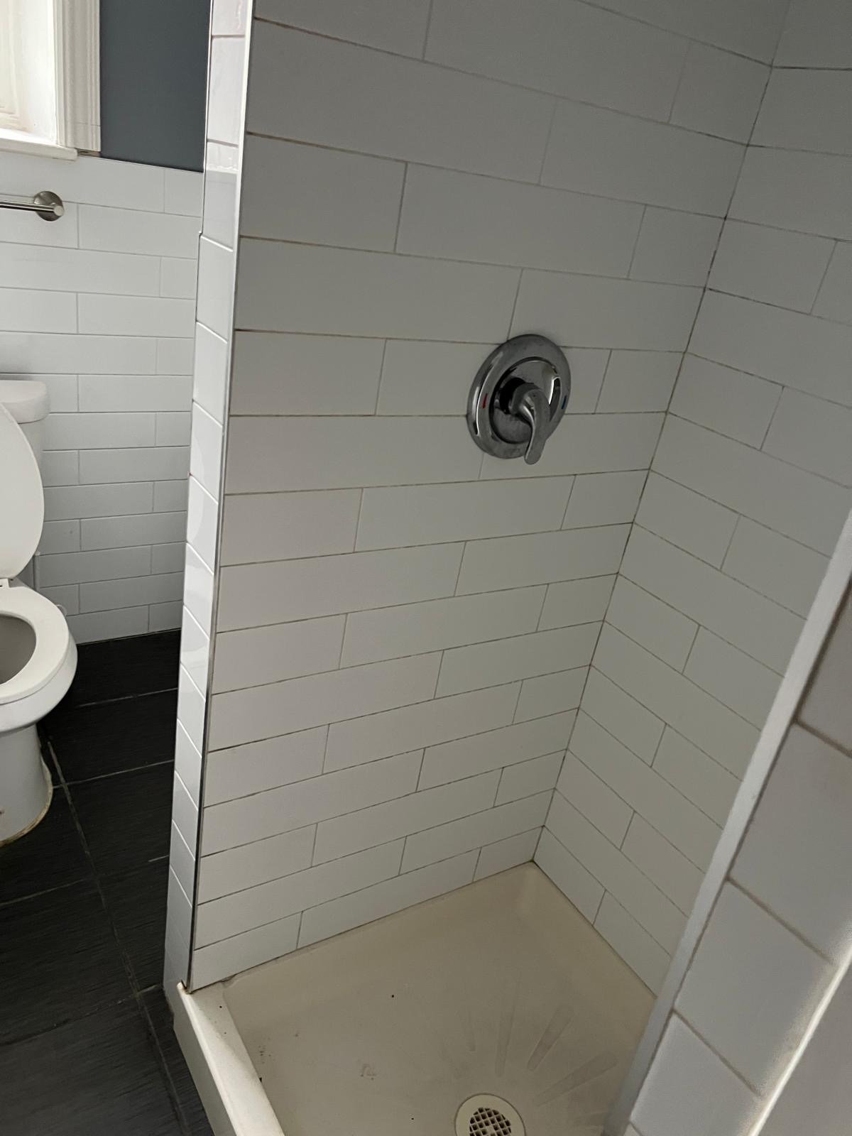 Philadelphia Apartment: 69 E Logan St