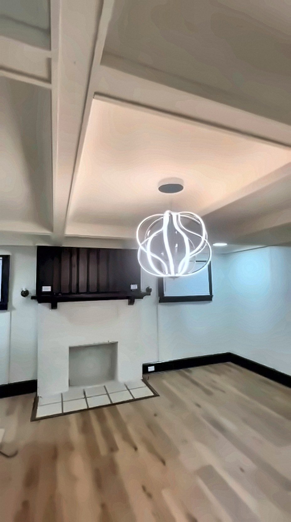 EUCLID House: 251 E 238