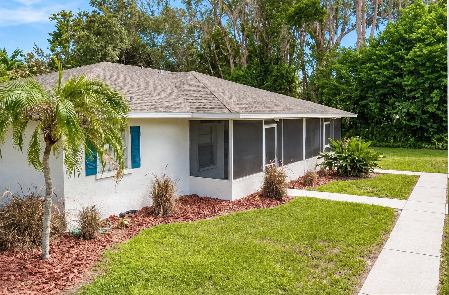 Bradenton House: 1613 28th Street West,