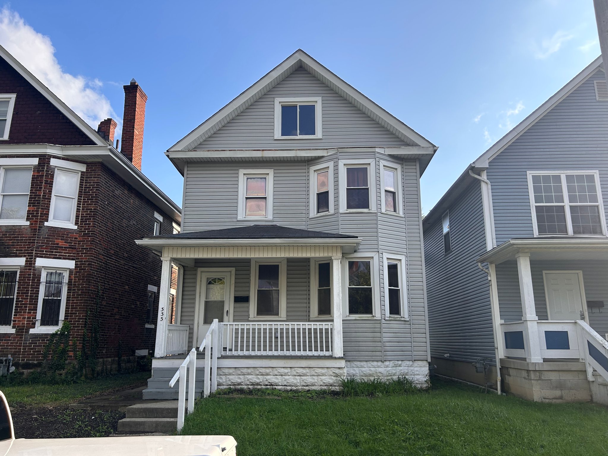 Columbus House: 333 E Morrill Ave