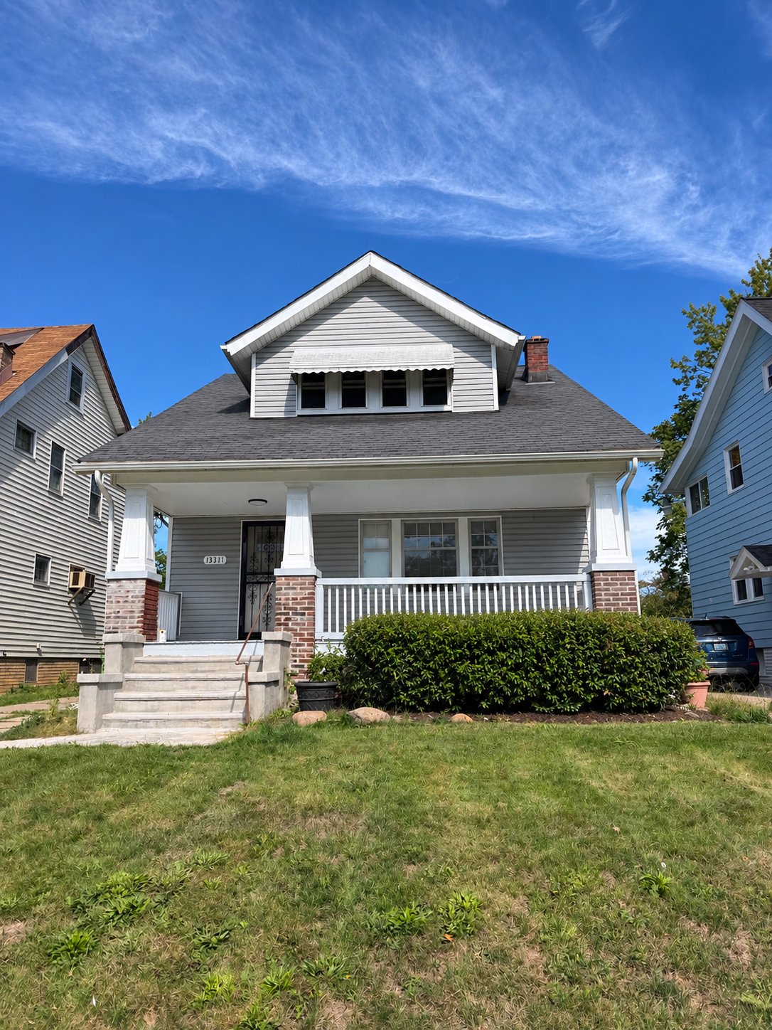Garifeld Heights House: 13311 S Parkway Dr