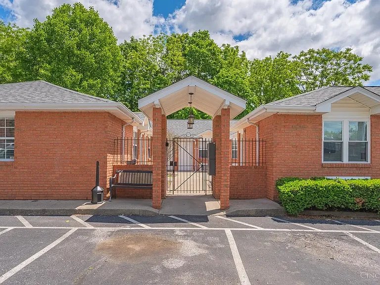 Cincinnati Apartment: 2244 Salvador Street