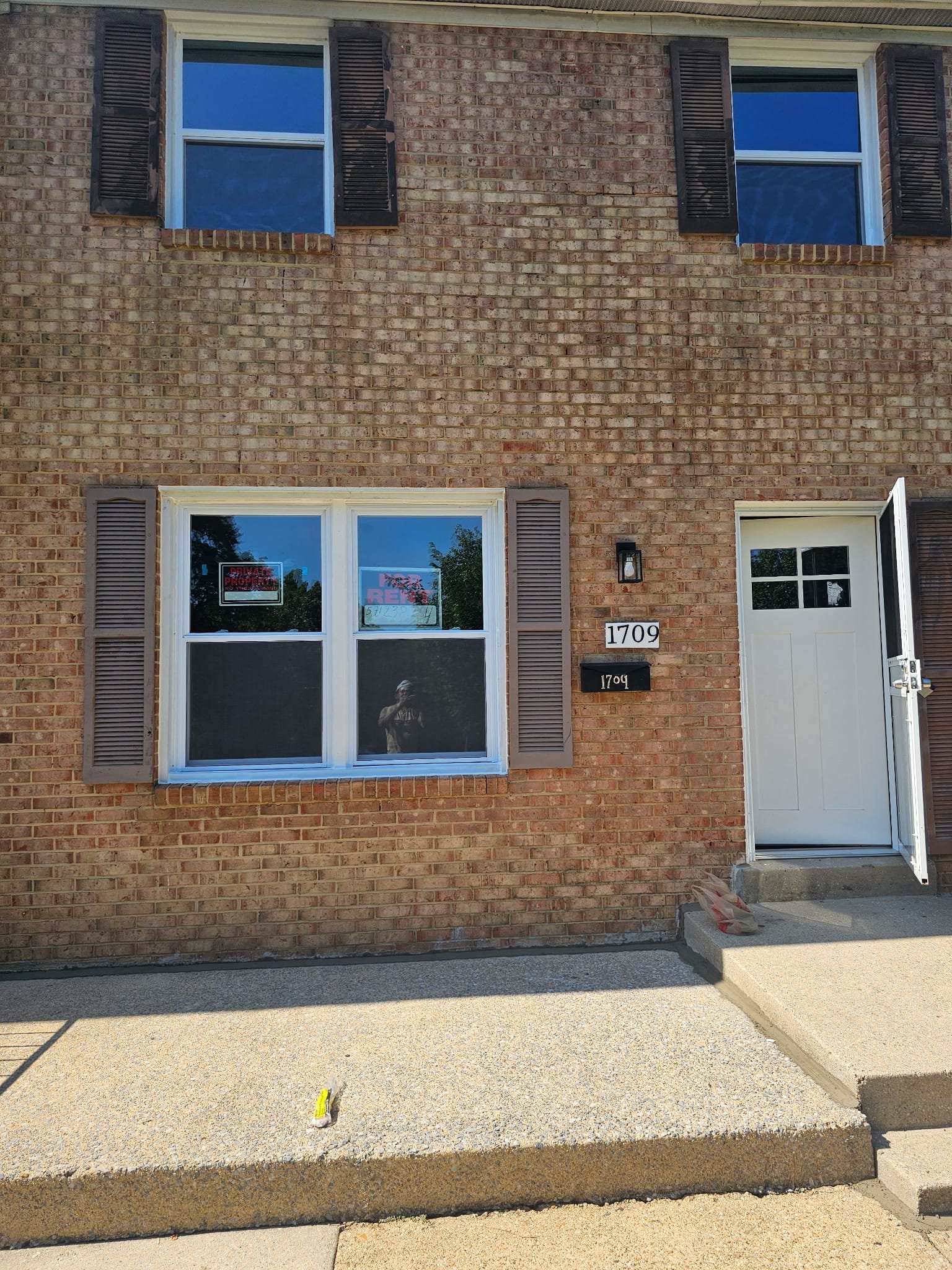 District Heights Townhome: 1709 Addison Rd South