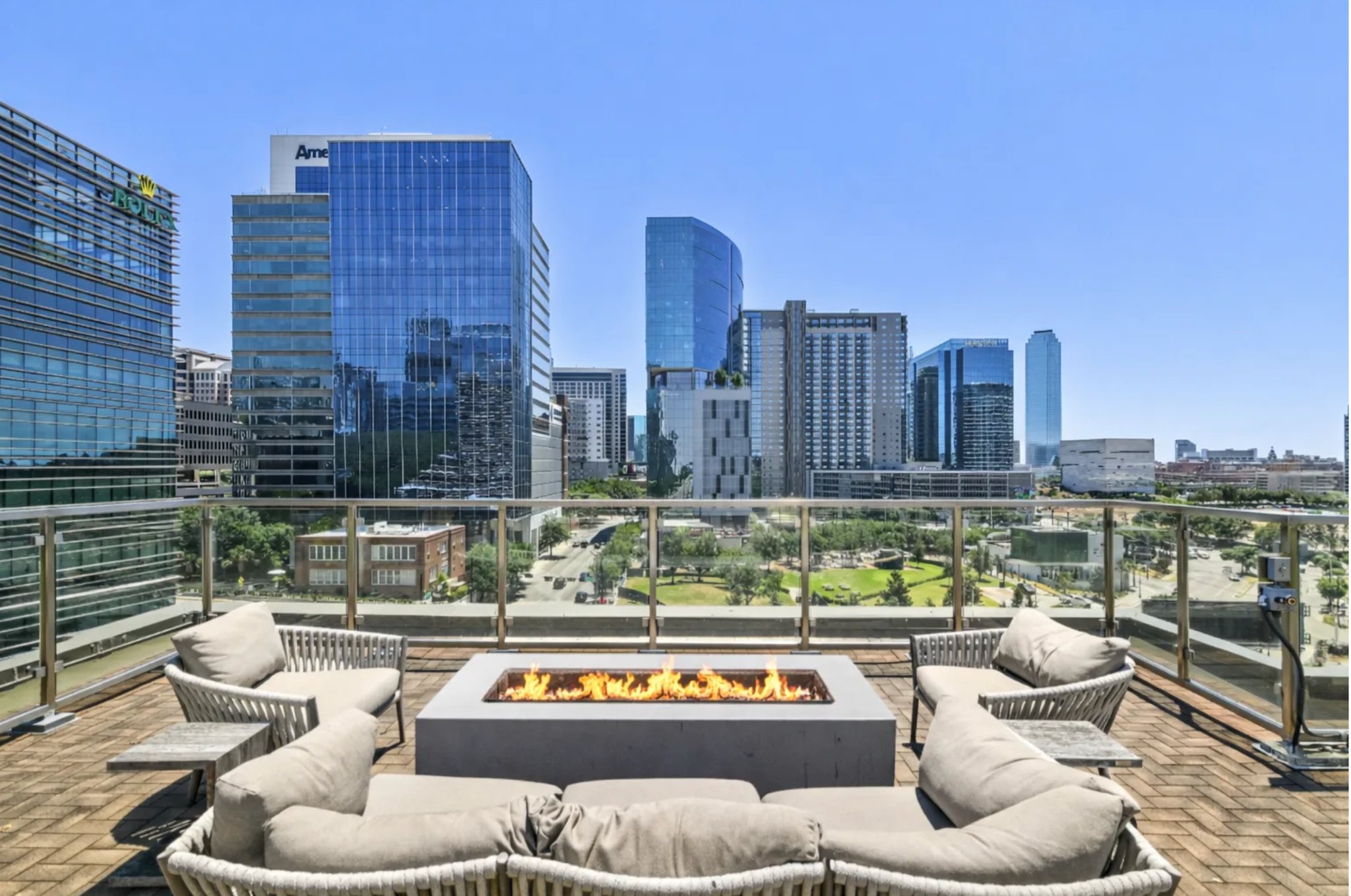 Dallas Apartment: 1855 Payne Street