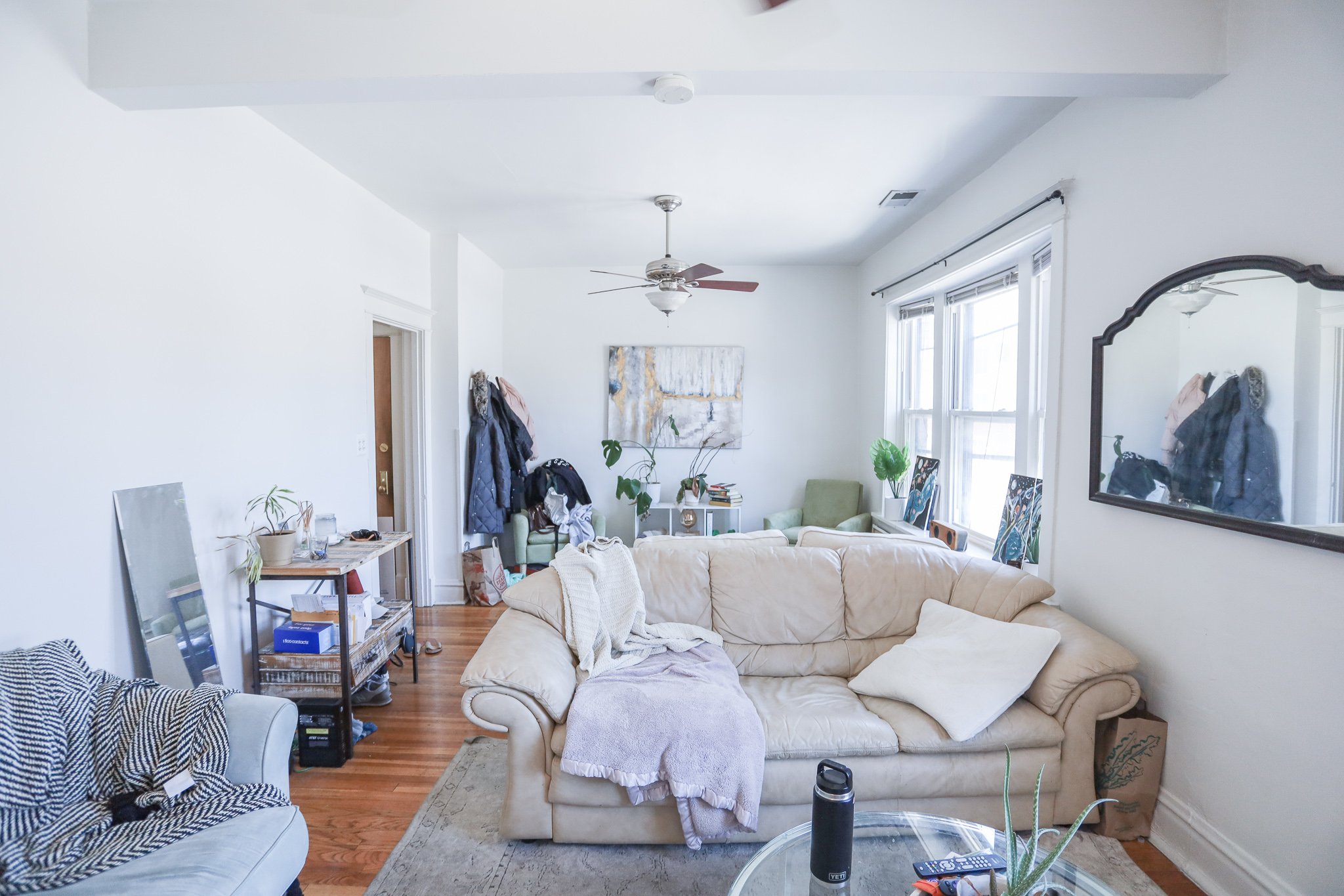 Chicago Apartment: 2808 Halsted