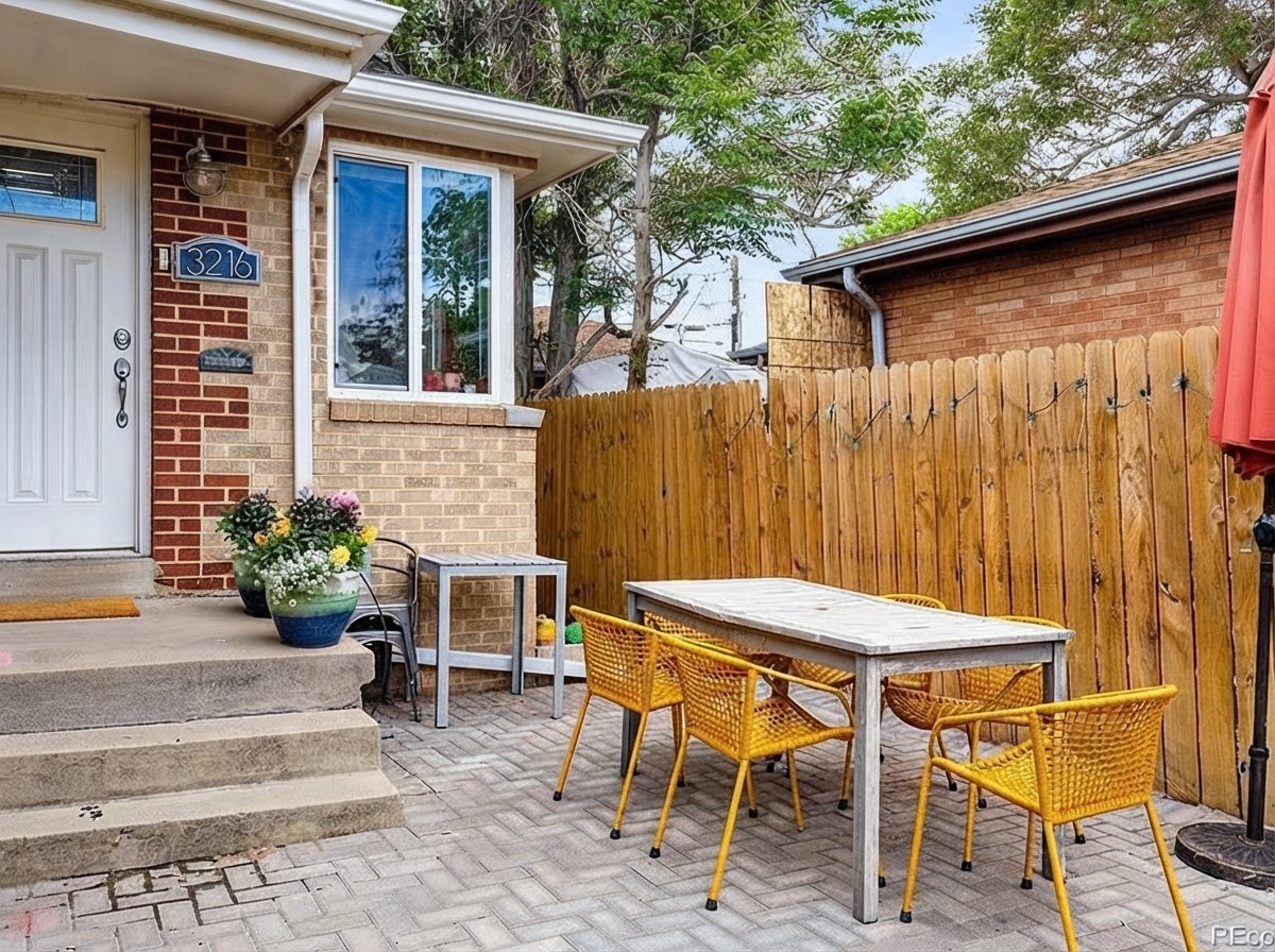 Denver Townhome: 3216 N Saint Paul St