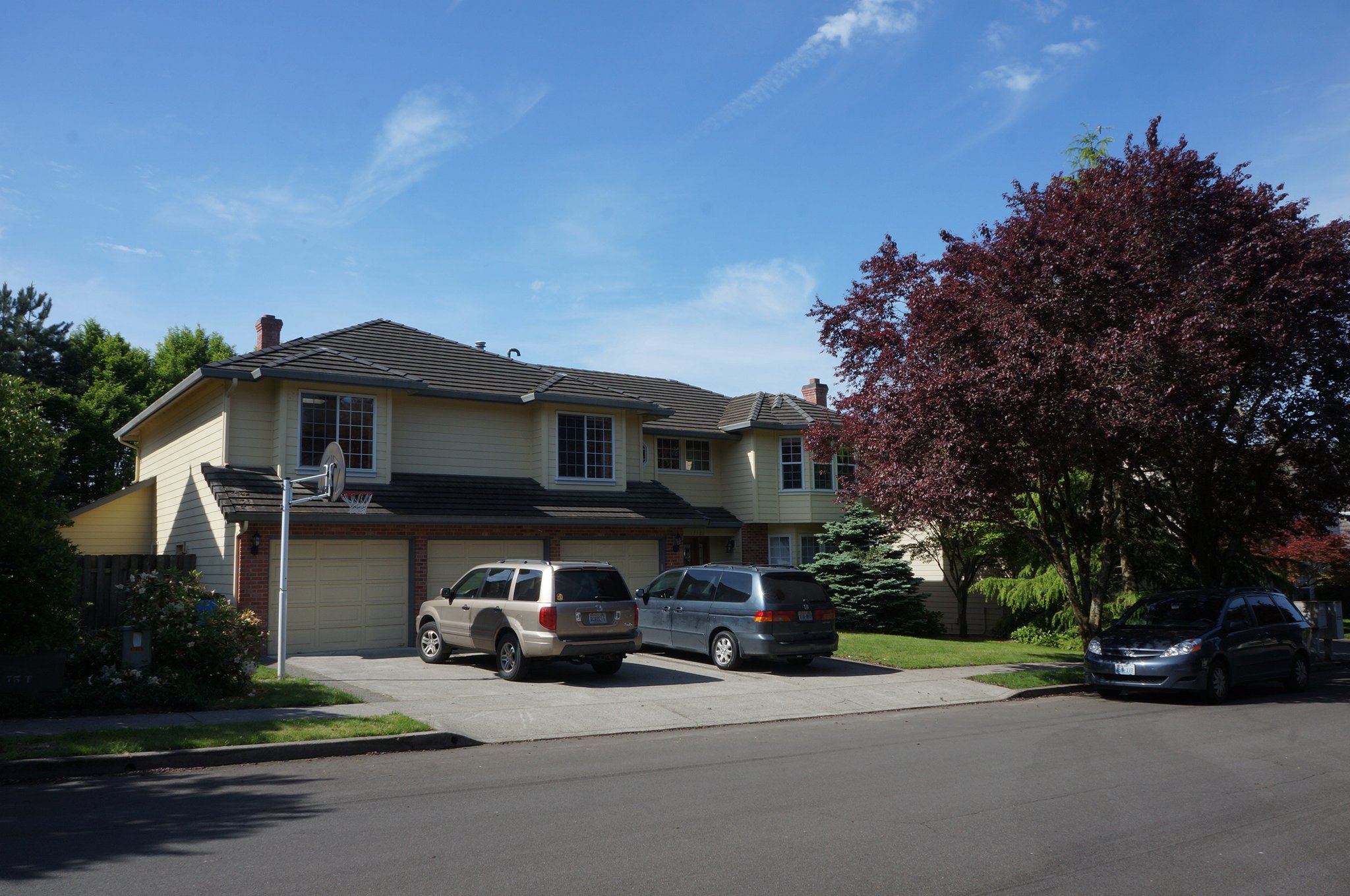Vancouver House: 17301 SE Fisher Dr