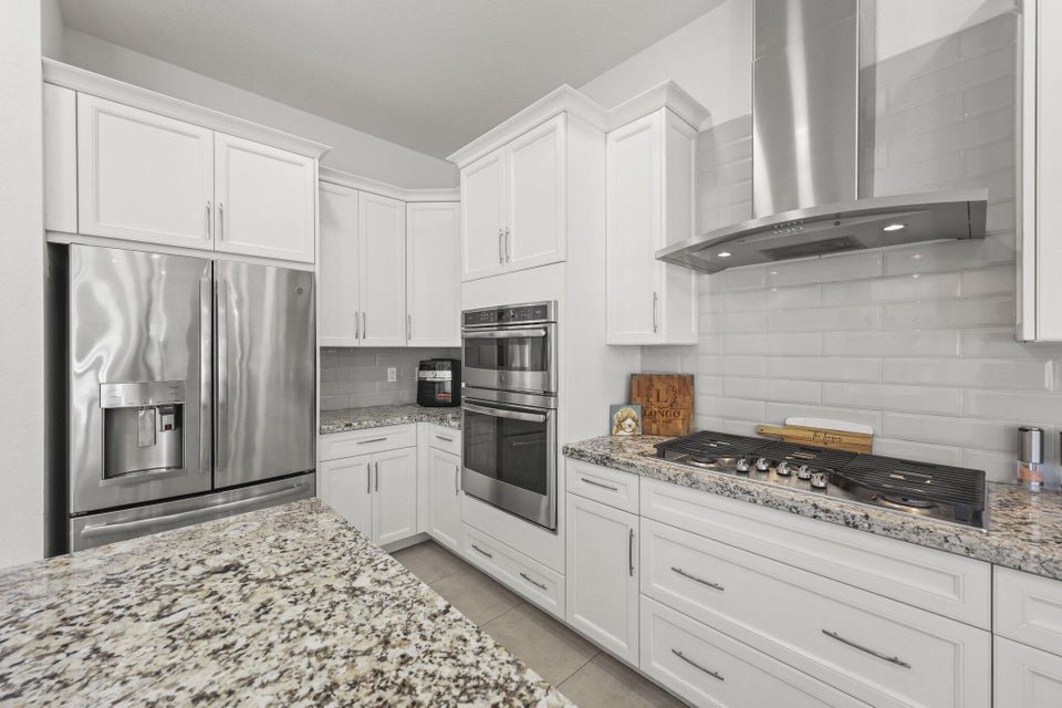 Parkland House: 10432 N LAGO VISTA Circle