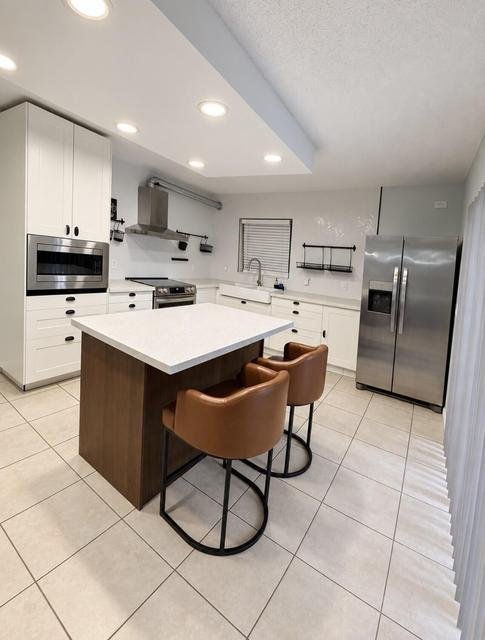 West Palm Beach Townhome: 4039 Palm Bay Circle B