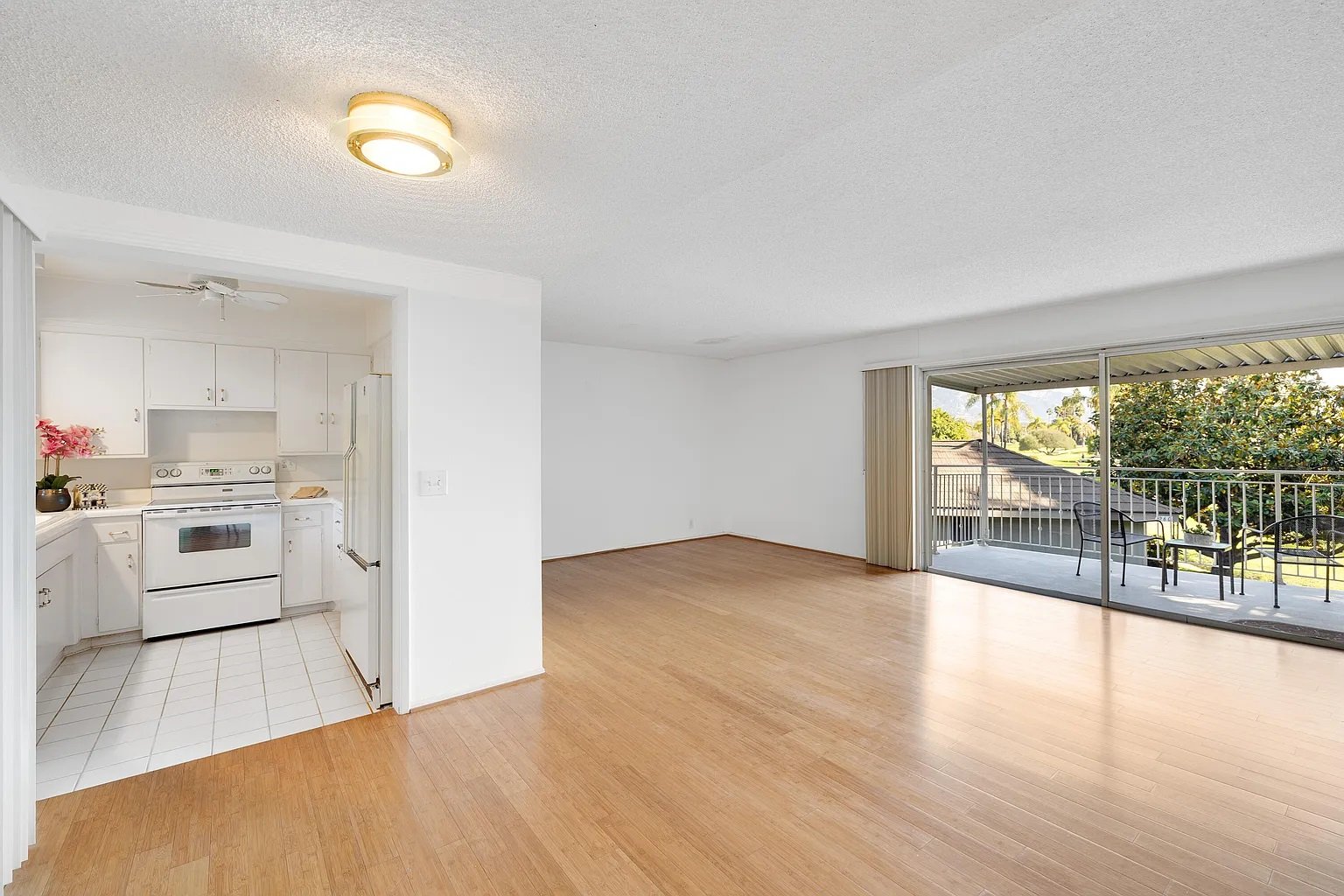 Goleta Condo: 250 N Fairview Ave