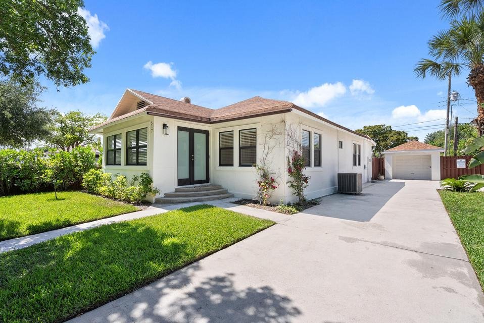 West Palm Beach House: 517 55TH Street
