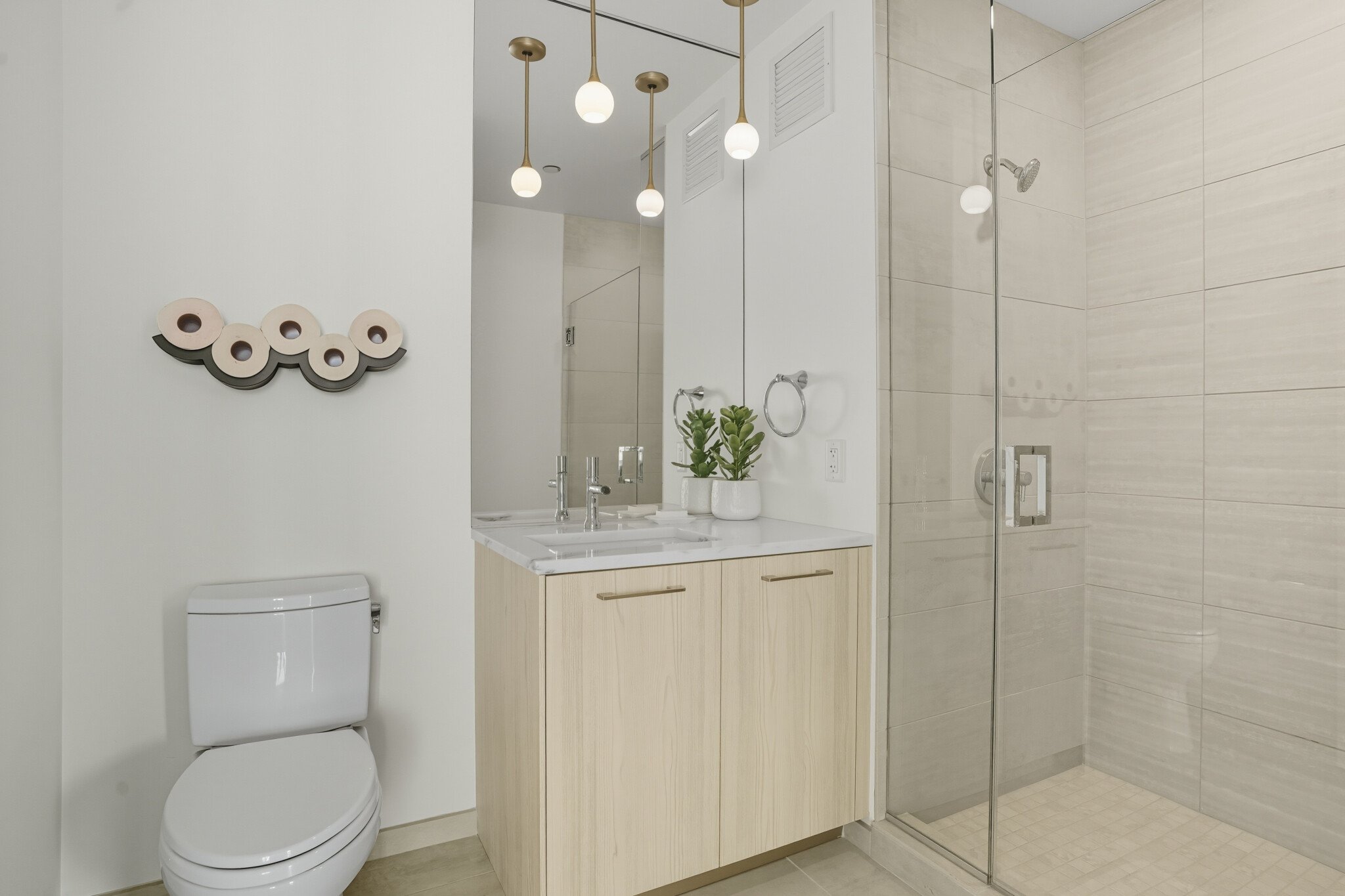 Chicago Condo: 157 N Desplaines St