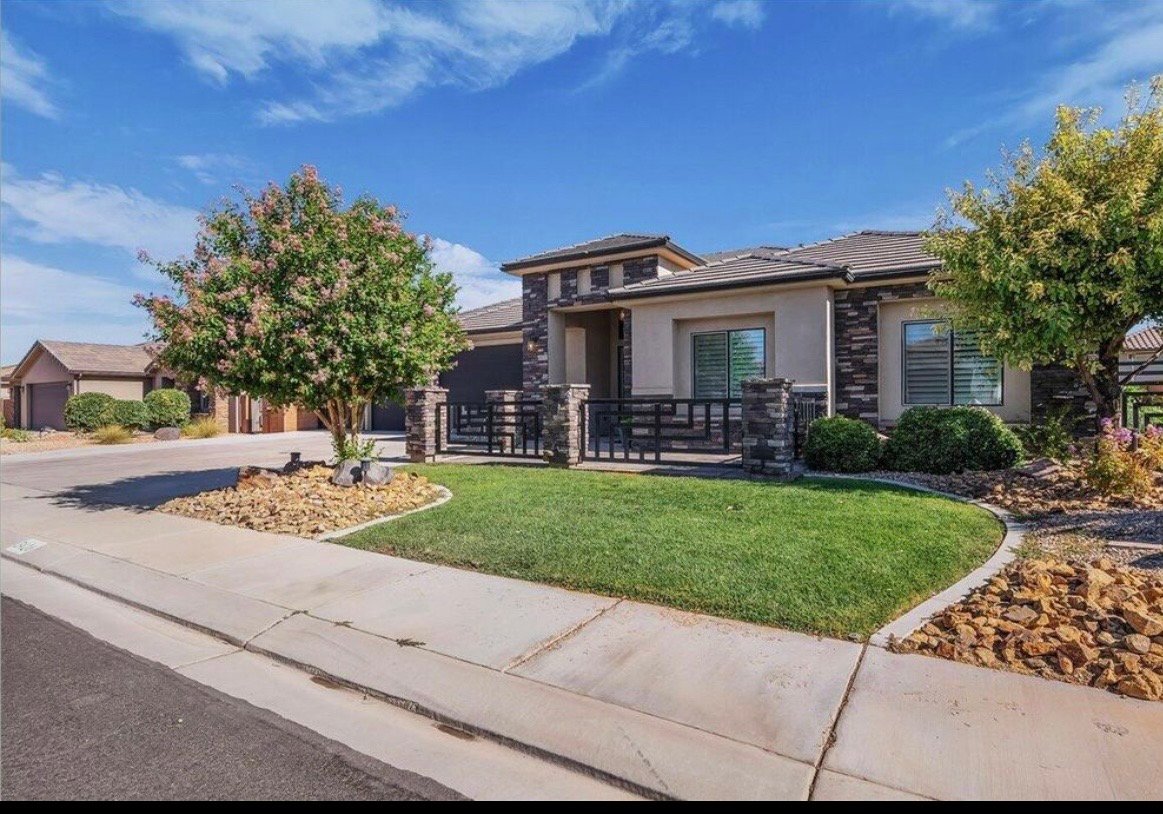 Hurricane House: 3426 West 2570 South