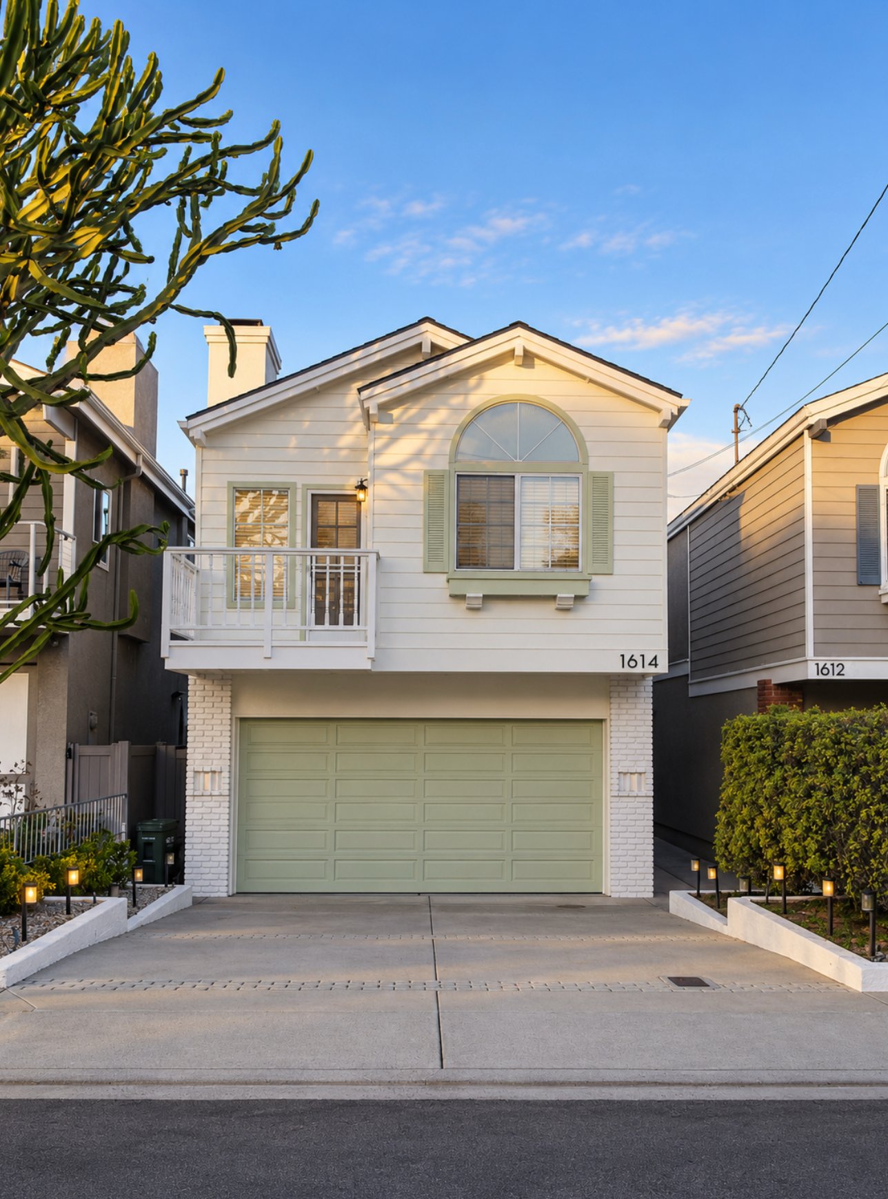 Redondo Beach House: 1614 Goodman Ave