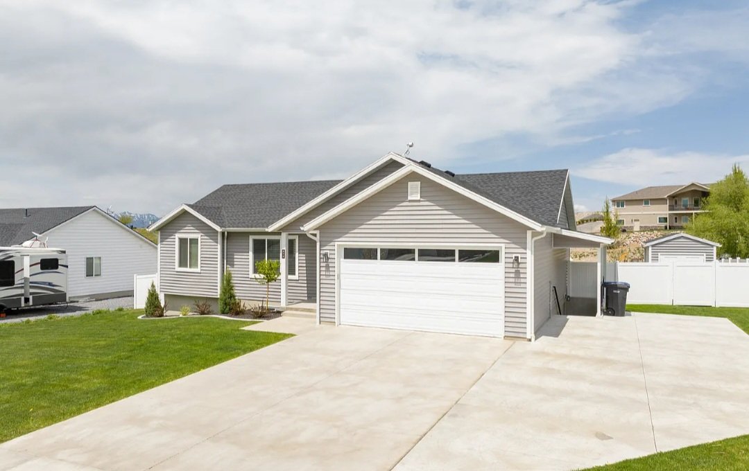 Smithfield Apartment: 575 E Canyon Rim Rd