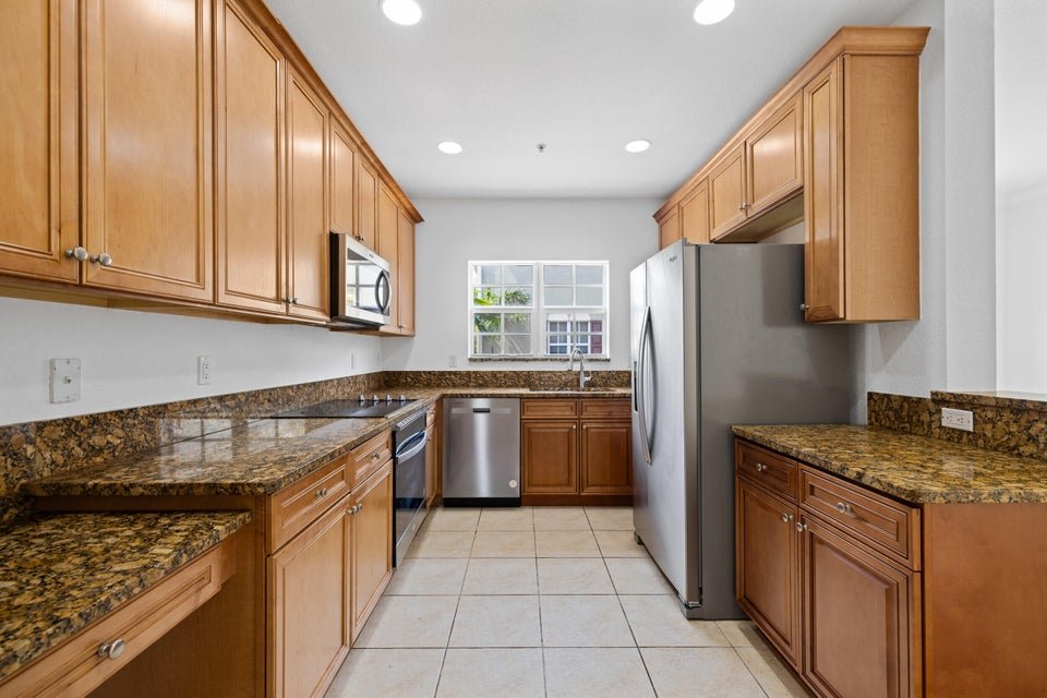 Lake Worth Beach Townhome: 601 S FEDERAL Highway 30
