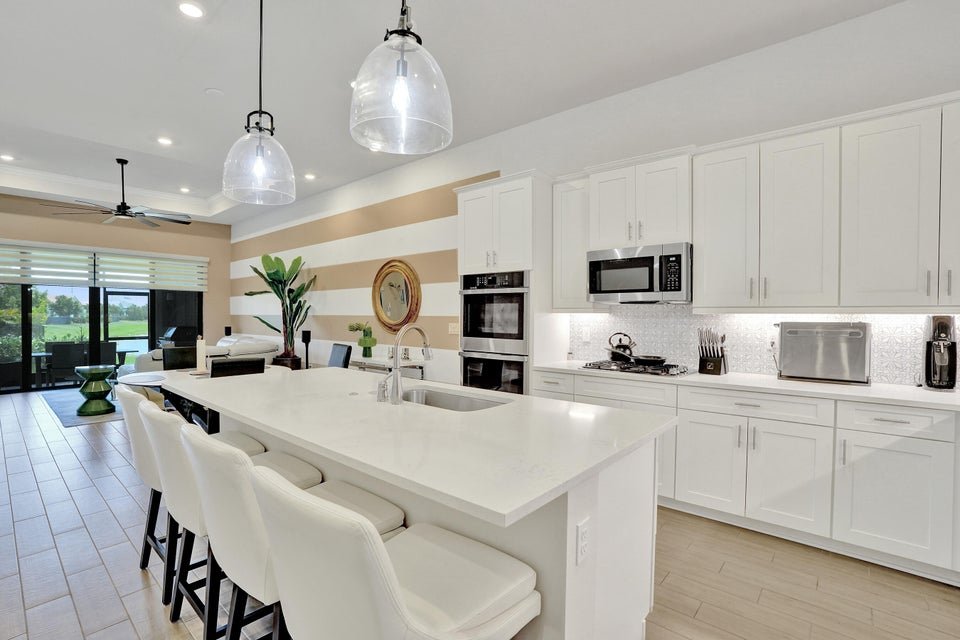 Parkland Townhome: 8334 W Blue Spring Drive