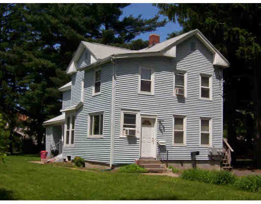 Westfield Apartment: 46 Crown St