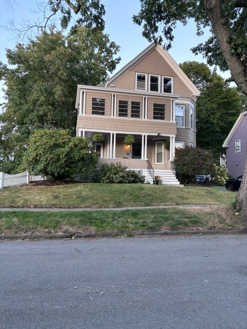 Swampscott Apartment: 19 Andrew Rd