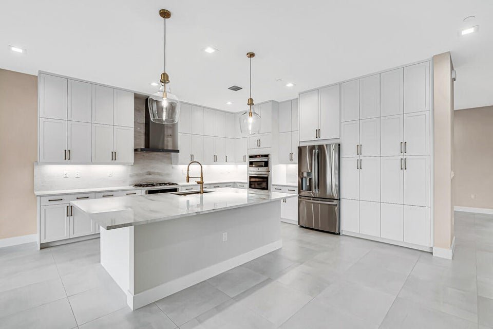 Palm Beach Gardens House: 10018 SKYLOFT Street