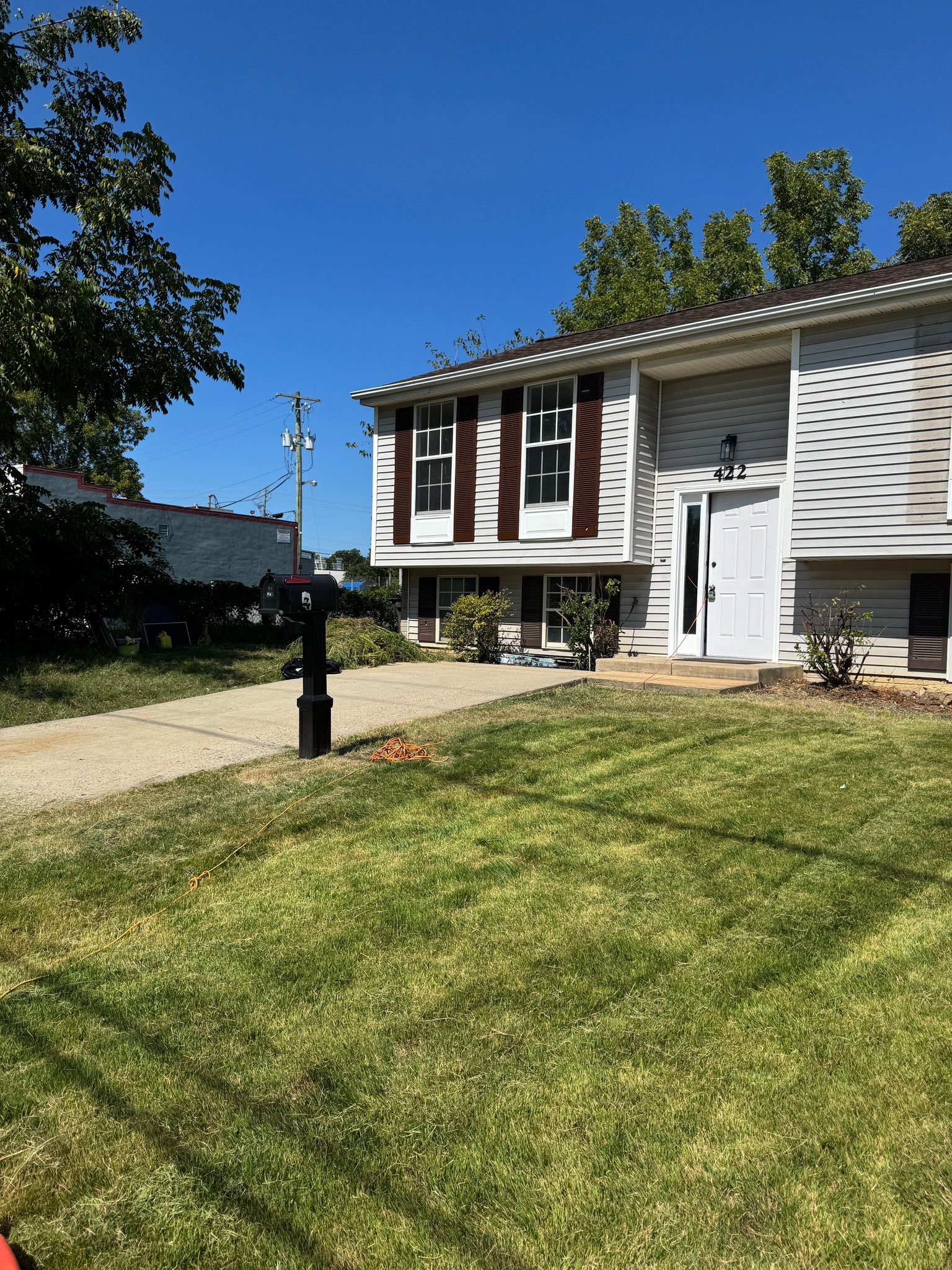Rockville House: 422 Lincoln St