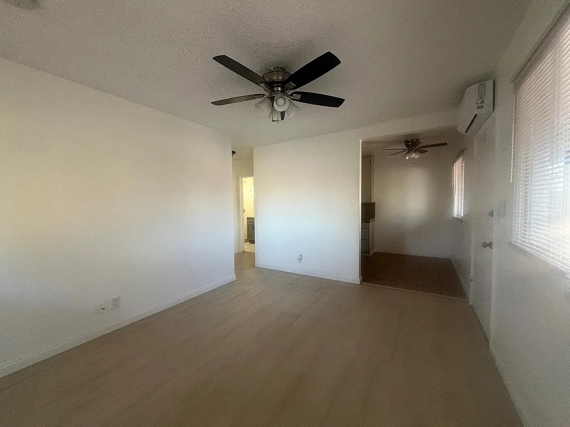 Alhambra Condo: 915 Edith Ave