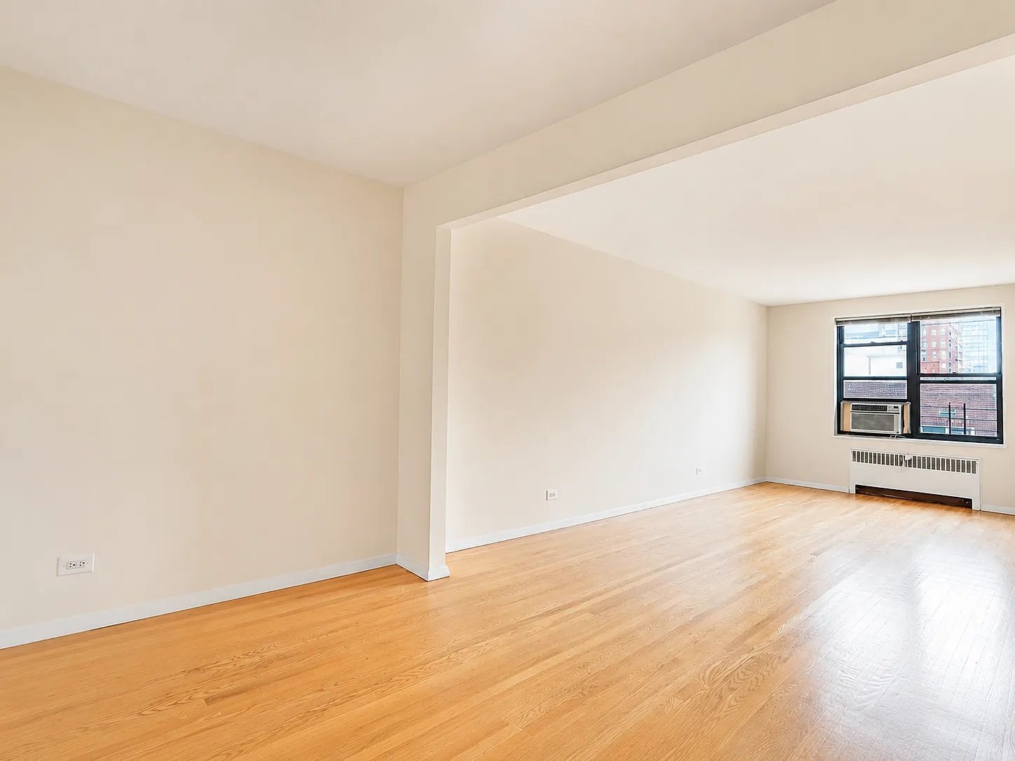 Bronx Condo: 611 W 239th St