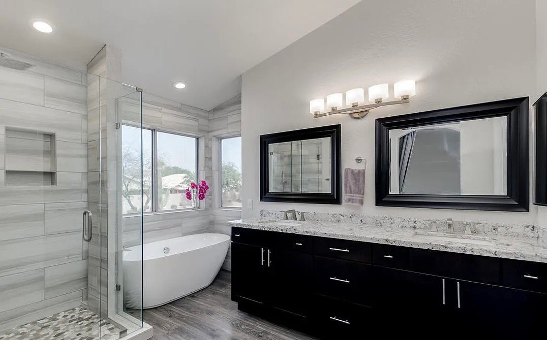Carrollton House: 1108 W Russell Ave