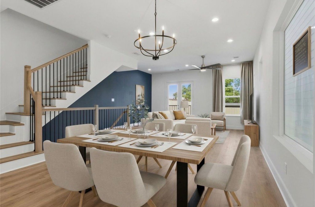 Houston House: 2806 Versailles Oak Ln