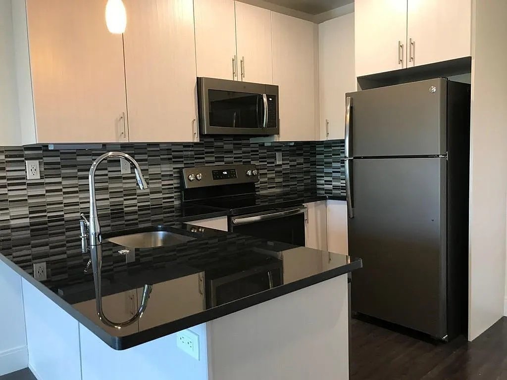Natick Condo: 31 S Main St