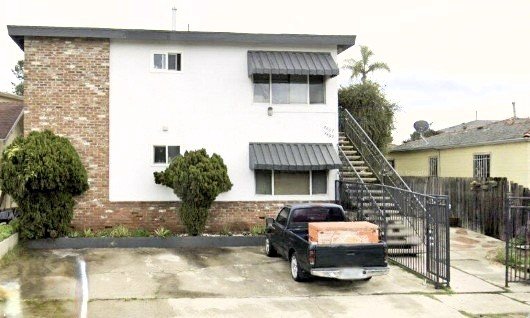 San Diego Apartment: 4467 Dawson Ave Apt. C