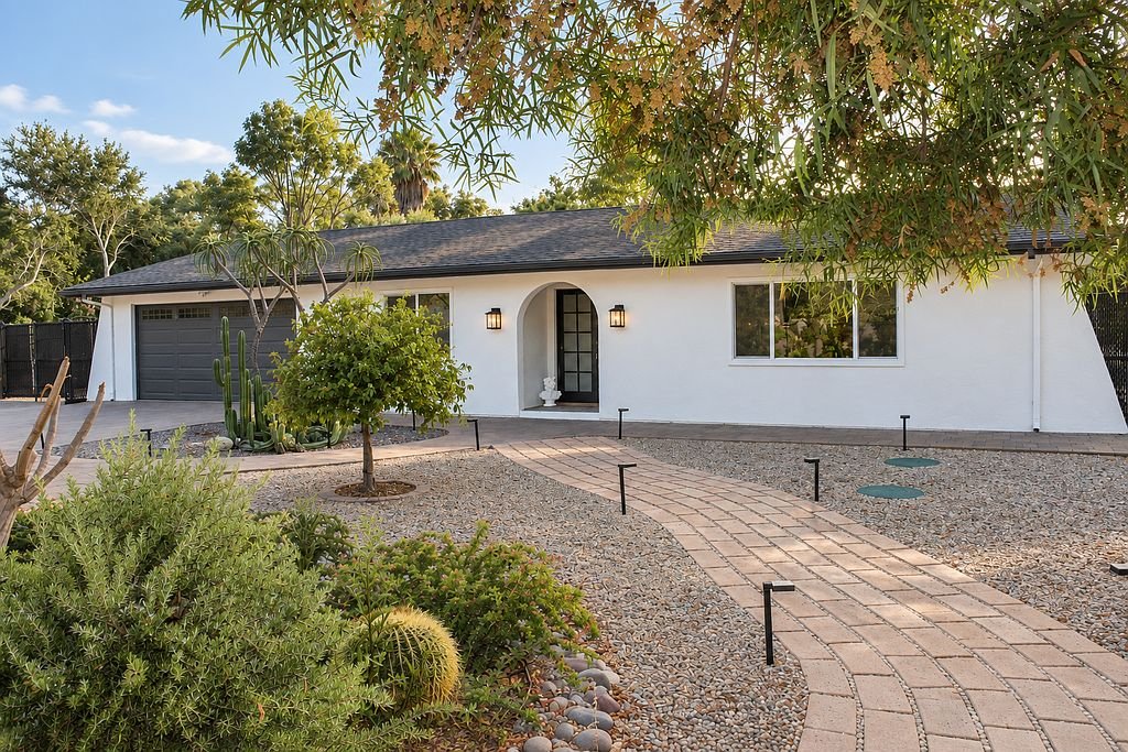 Escondido House: 539 Eldorado Dr