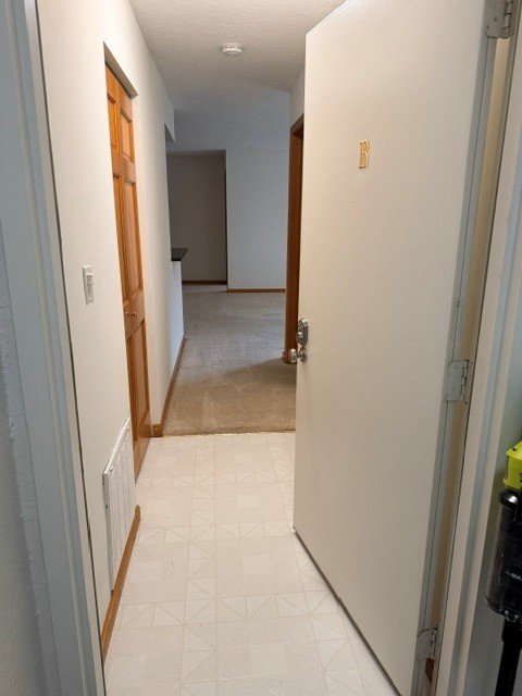 Columbus Condo: 2229 Hedgerow Rd
